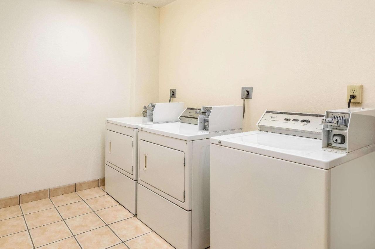 Econo Lodge Albert Lea Ngoại thất bức ảnh